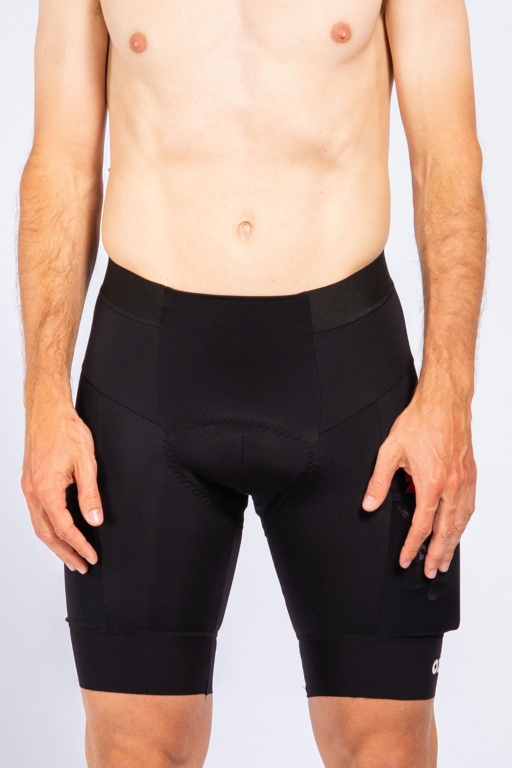 vue hauteur ventre cuissard vélo endurance homme Titan Ozio longue distance sans bretelles avec poches cargo